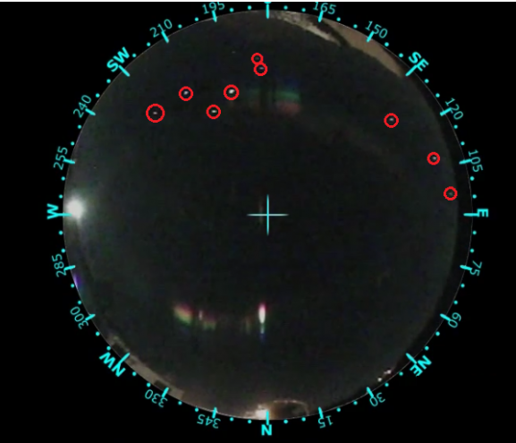 Point Lumineux Dans Le Ciel Qui Bouge Rapidement Une escadrille d'OVNI's dans le ciel de Rochefort ? - UFO-SCIENCE®UFO